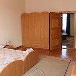 Domovik ,kirilla I Mefodiya, 5 *