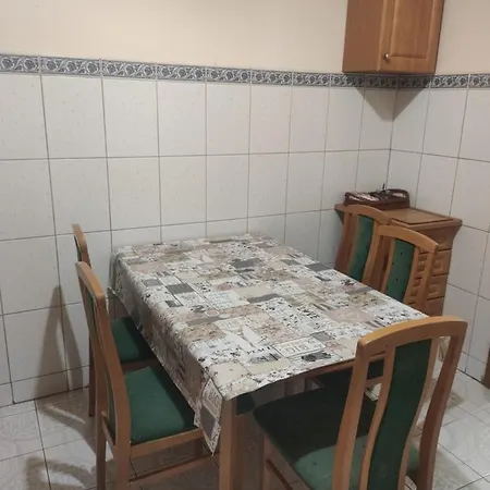 Appartamento Domovik ,kirilla I Mefodiya, 5