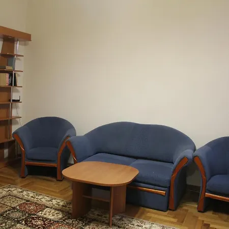Domovik ,kirilla I Mefodiya, 5 * Mukaçeve