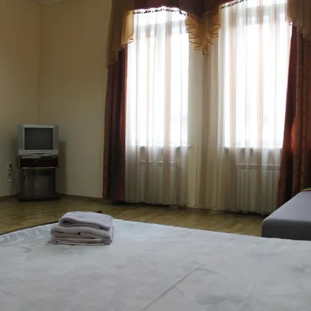 Domovik ,kirilla I Mefodiya, 5 *