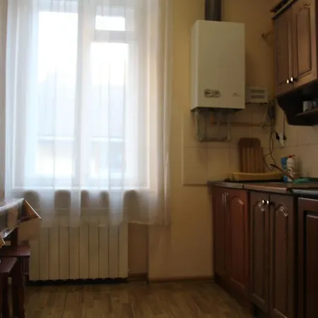 Domovik ,kirilla I Mefodiya, 5 Apartment