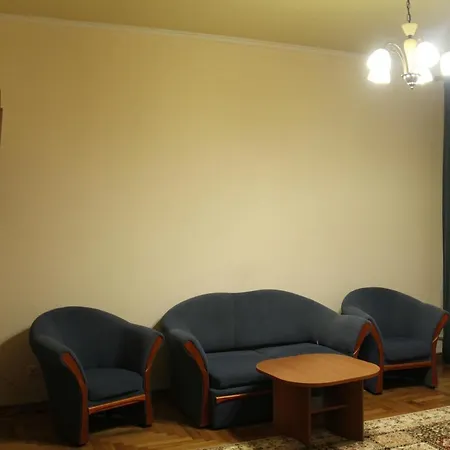 Domovik ,kirilla I Mefodiya, 5 Daire *