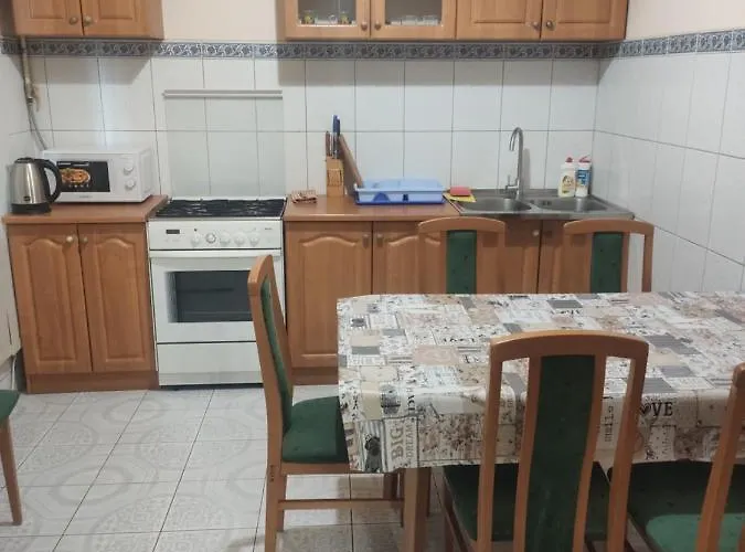 Domovik ,kirilla I Mefodiya, 5 무카체베
