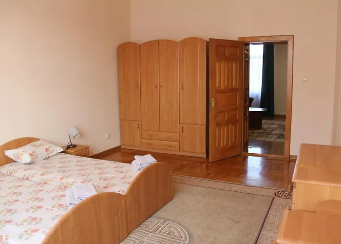 Domovik ,kirilla I Mefodiya, 5 *