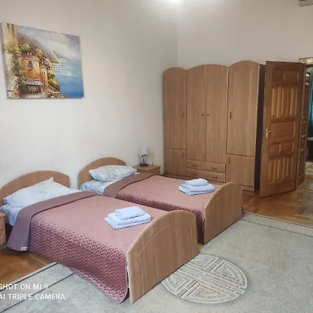 Apartamento Domovik ,kirilla I Mefodiya, 5 *
