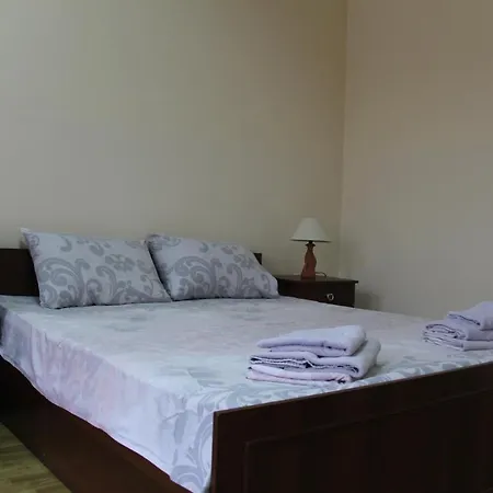 Apartamento Domovik ,kirilla I Mefodiya, 5